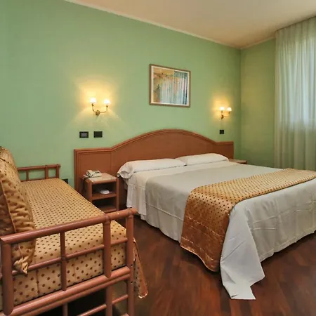 Le Hotel Modena