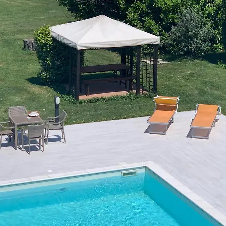 Le Hotel 4*