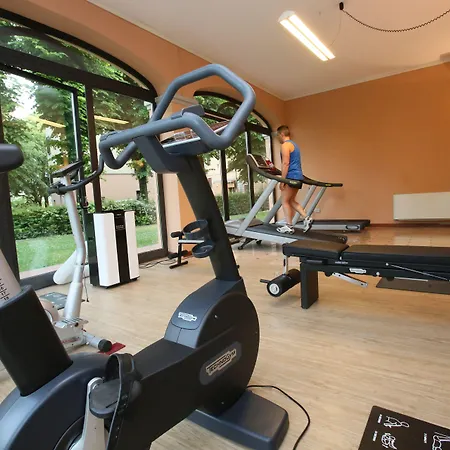 Hotel Le Ville 4* Modena