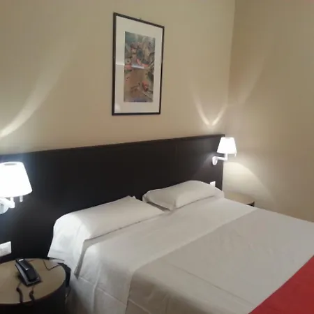 Hotel Le Ville Hotel