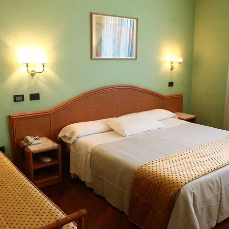 Hotel Le Ville 4*