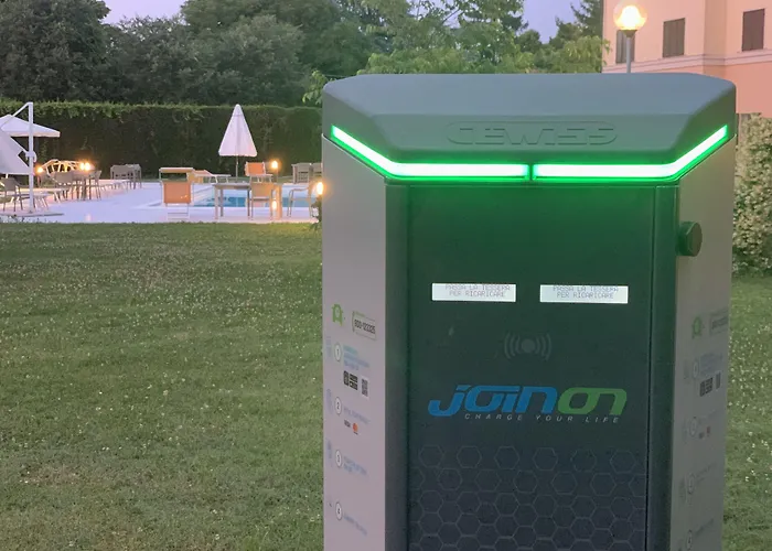 Отель Le Модена